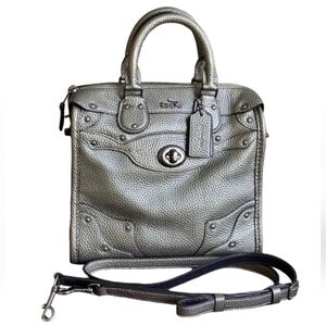 Coach bag metallic grean pebble leather mini Phyder Satchel adjustable strap